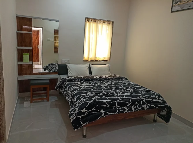 1 x Standard  Non AC Room